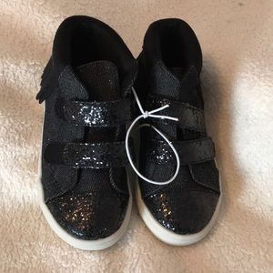 Toddler girls size 8 shoe